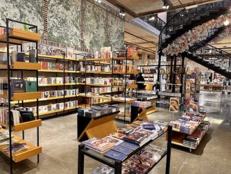 Azerbaijan, Baku - Baku Book Center