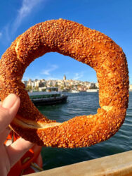 Türkiye, Istanbul - Simit, the sesame-encrusted bread ring