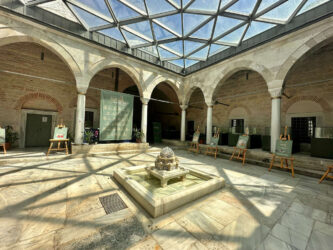 Türkiye, Istanbul - Beyazıt Manuscript Library