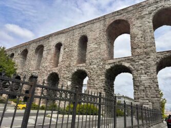 Türkiye, Istanbul - Aqueduct of Valens