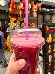 Türkiye, Istanbul - Pomegranate juice