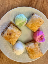 Türkiye, Pamukkale - Turkish baklava